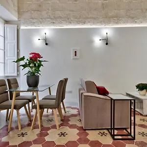 https://vbl-zoe-1.hotelssaintjulians.com