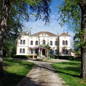  Hébergement de vacances Château Sainte Cécile